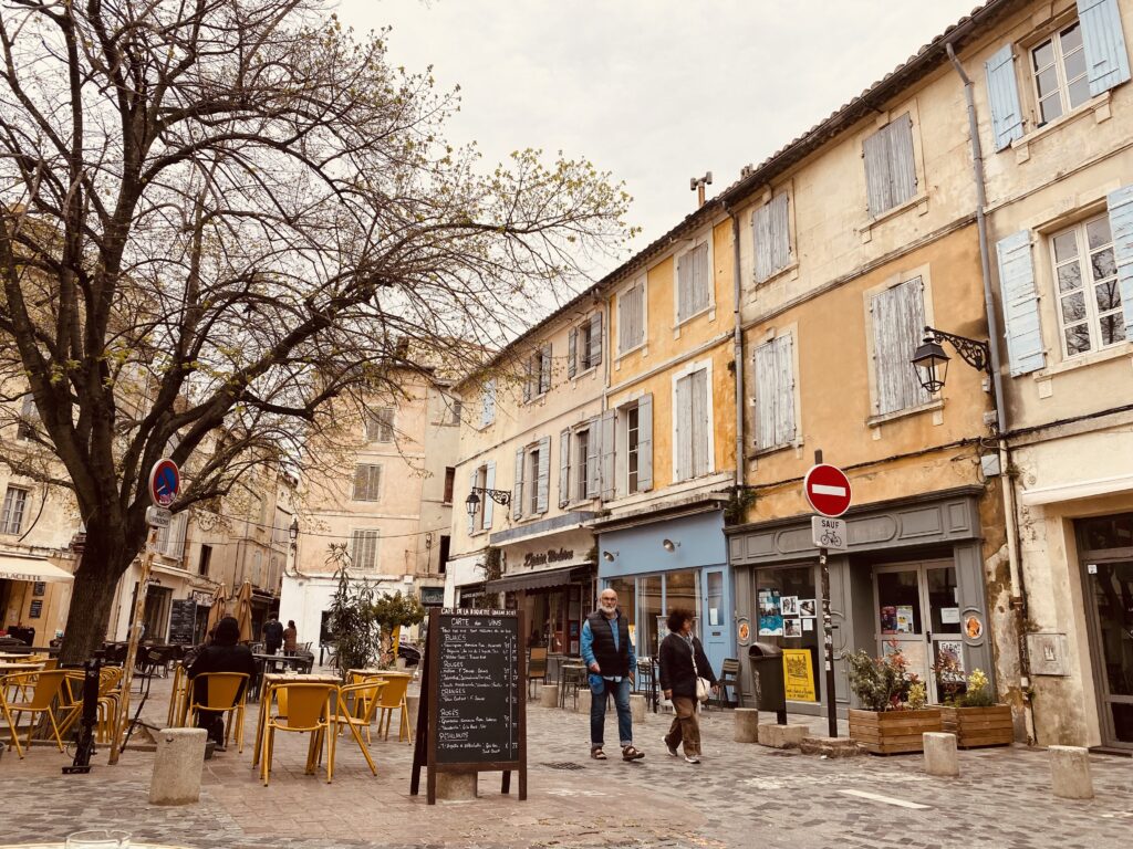 Arles