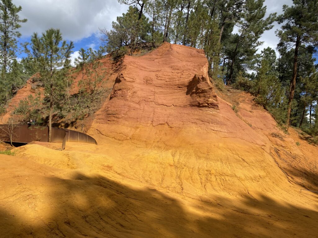 ocre-roussillon